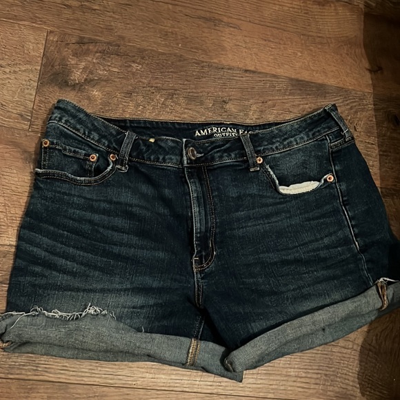 American Eagle Jean Shorts - Picture 3 of 3